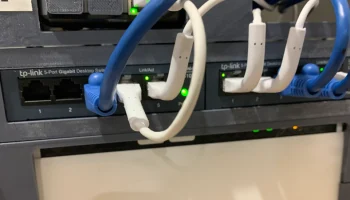 Двойное крепление переключателя TP-SG105 для 10-дюймовой ...