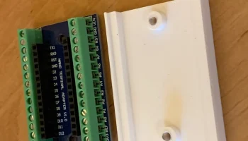 Arduino Nano - подставка с винтовыми клеммами............ 1