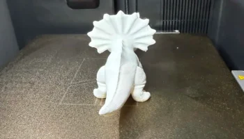 Симпатичный чиби-трицератопс - качественная детальная 3D-... 4