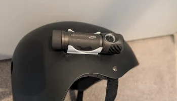 Zebralight SC600 с плоским креплением