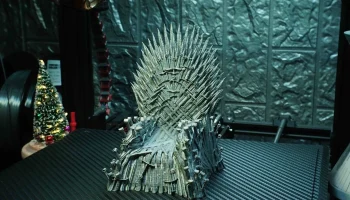 Бесплатный ремикс Iron Throne Support