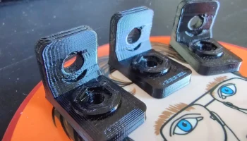 Зажим для брызговика переднего колеса для Cube Town Hybri...