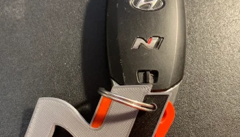 Брелок с логотипом Hyundai N и MMU 1