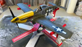Держатель покрасочной модели для моделей в масштабе 1/48 и 1 2
