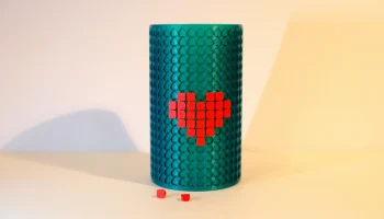 Pixel Vase