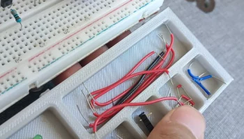 Organizador para Protoboard (Органайзер макетной платы)..... 1