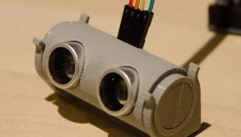 Корпус HC-SR04 + подставка с регулируемым углом наклона.....