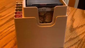 Коробка для колоды и игральных костей......... Коробка для колоды и игральных костей.........