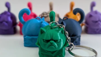 Cranky Cat "в" коробке - брелок 4