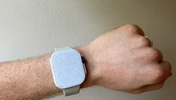 Модель Apple Watch Ultra с магнитной цифровой заводной го..
