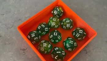 Лоток для кубиков Gridfinity 2x2 - 12 мм и кубики D20...... 3