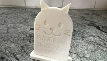 Кошачье надгробие