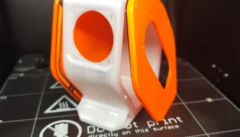 Компактный портативный динамик, напечатанный на 3D-принте.. 1
