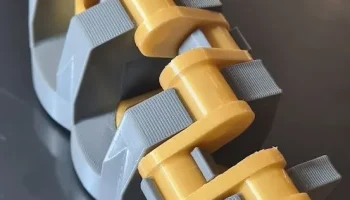 3-цилиндровый блок двигателя с подвижными поршнями 2