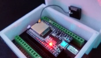Корпус ESP32 и коммутационной платы