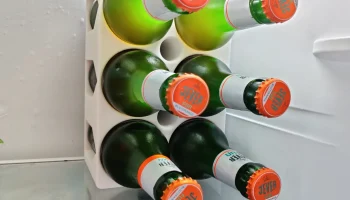 Держатель для пивной бутылки на холодильник (доступны раз... Держатель для пивной бутылки на холодильник (доступны раз...