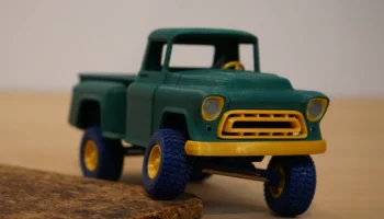 Игрушечный грузовик Chevy Truck 2
