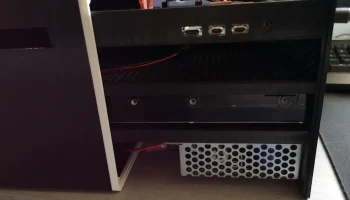 Raspberry Pi 4 NAS с двумя отсеками 3,5 дюйма 3
