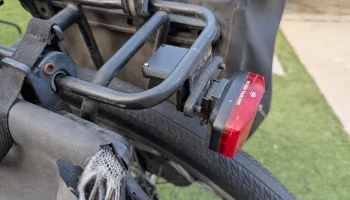 Задняя стойка для велосипеда AirTag/Moto Tag держатель... 1