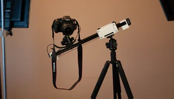 Моторизованный слайдер камеры с Wi-Fi (таймлапс DSLR)....... 1