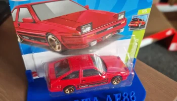 Специальная подставка Hot Wheels TOYOTA AE86............ 3