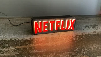 Лого NETFLIX