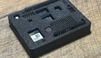 Защитный чехол для Arduino UNO Q