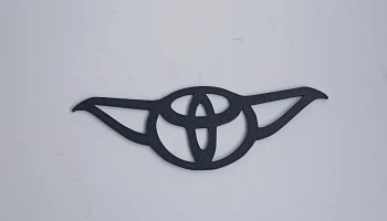 Брелок с логотипом Toyota 2