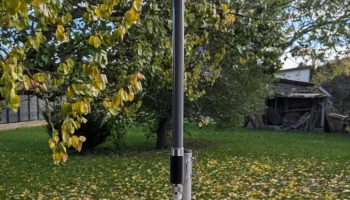 Мачтовое крепление для антенны Lora/Meshtastic из стеклов..