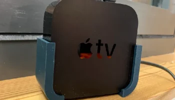 Apple TV 4K с настенным креплением