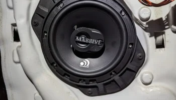 Адаптер для крепления динамика 6x9 на 6,5 дюйма.........