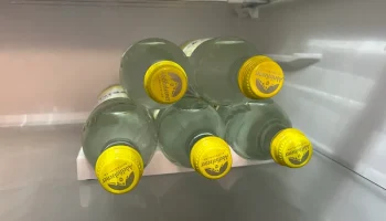 Держатель для бутылок Холодильник...... Держатель для бутылок Холодильник......
