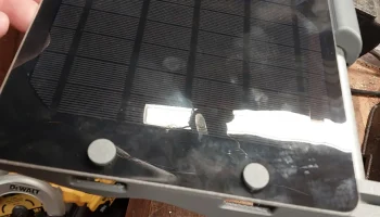 Панель SoShine 6W и крепление к корпусу с использованием .. 2