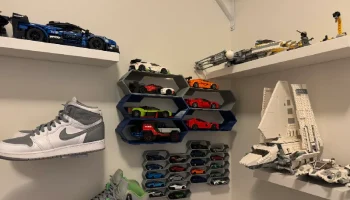 Шестиугольная полка Hot Wheels 2