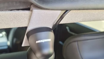 Зажим для видеорегистратора Kia Niro сзади............