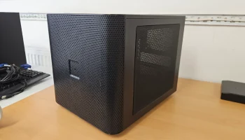 Ножка корпуса компьютера Thermaltake Core V21......