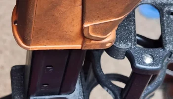 Полка для журналов Zuca (или S3 Range Cart)... 2