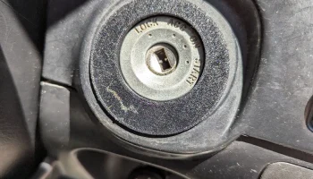 Рамка кожуха зажигания Toyota Land Cruiser 80............