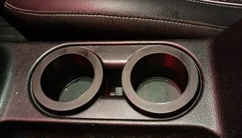 Kia Ceed Getr&auml;nkehalter Einsatz/вставка в подстаканник...... 2