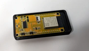 Чехол-кнопка для двухкнопочного дисплея esp32 1732S019..... 2