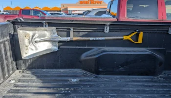Держатель лопаты Toyota Tacoma