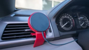 Крепление для телефона Honda Odyssey Vent MagSafe........... 1