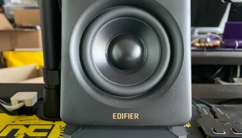 Стойки для колонок Edifier M60 - конструкция под углом 16...