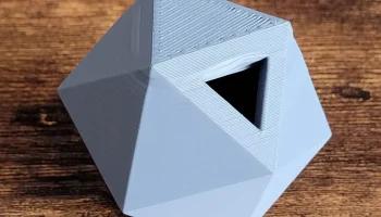 D20 Игрушка для кошек