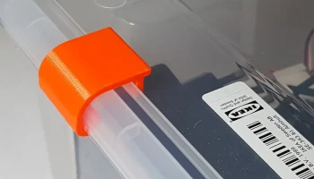Зажим для коробок IKEA Samla (прижимает крышку для плотного 