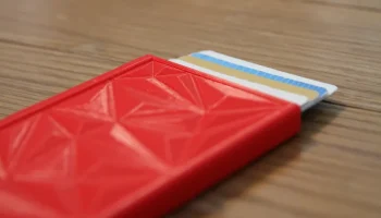 Низкополигональный кошелек для кредитных карт........ 5