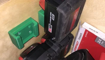 Крепление для держателя батареи Milwaukee M18 - опоры не ... 1