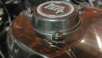 Крышка стойки стойки TEQ Ke70 Corolla 1
