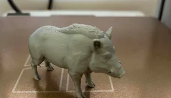 Реалистичная 3D-фигура с изображением кабана......... 2