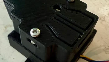 ESP-C3-DevKit-M-1 Корпус с нижней монтажной пластиной...... 1